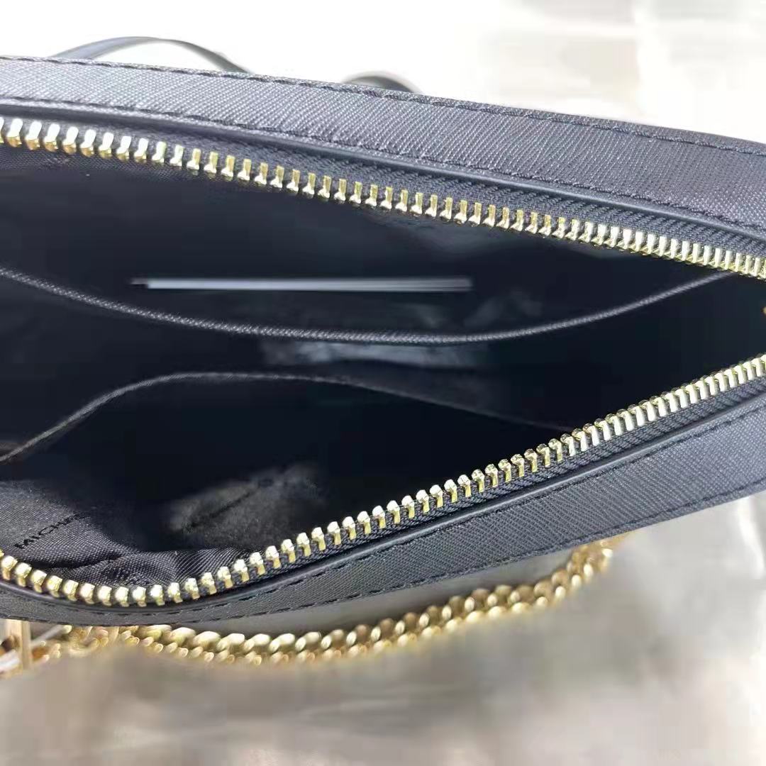 Michael Kors 35S1GTTC7L Large East West Zip Chain Crossbody In Black Michael Kors 35S1GTTC7L Large East West Zip Chain Crossbody In Black
